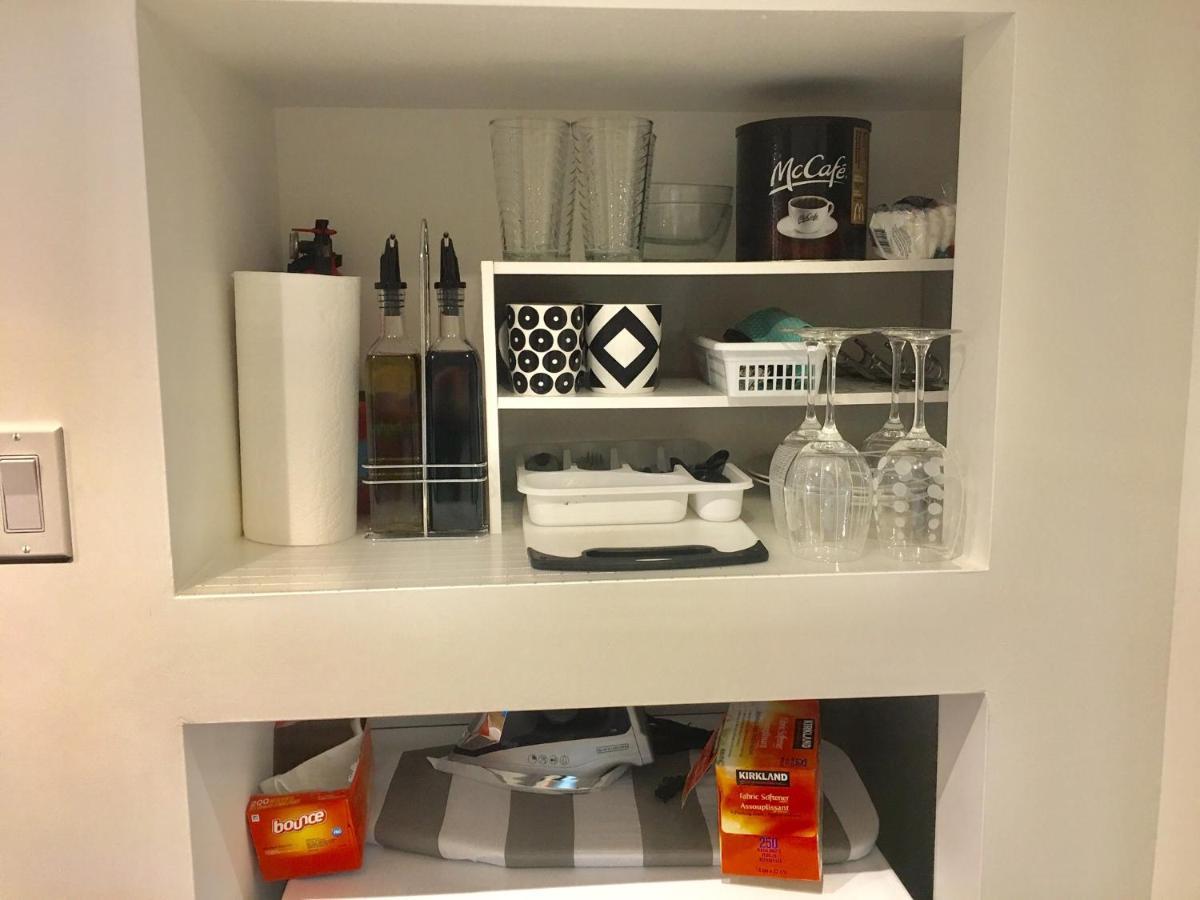 Luxury Bachelor Suite بوينت كلير المظهر الخارجي الصورة